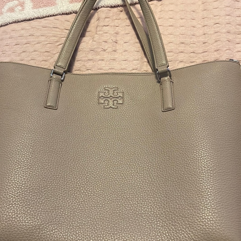 Never used authentic Tory Burch bag